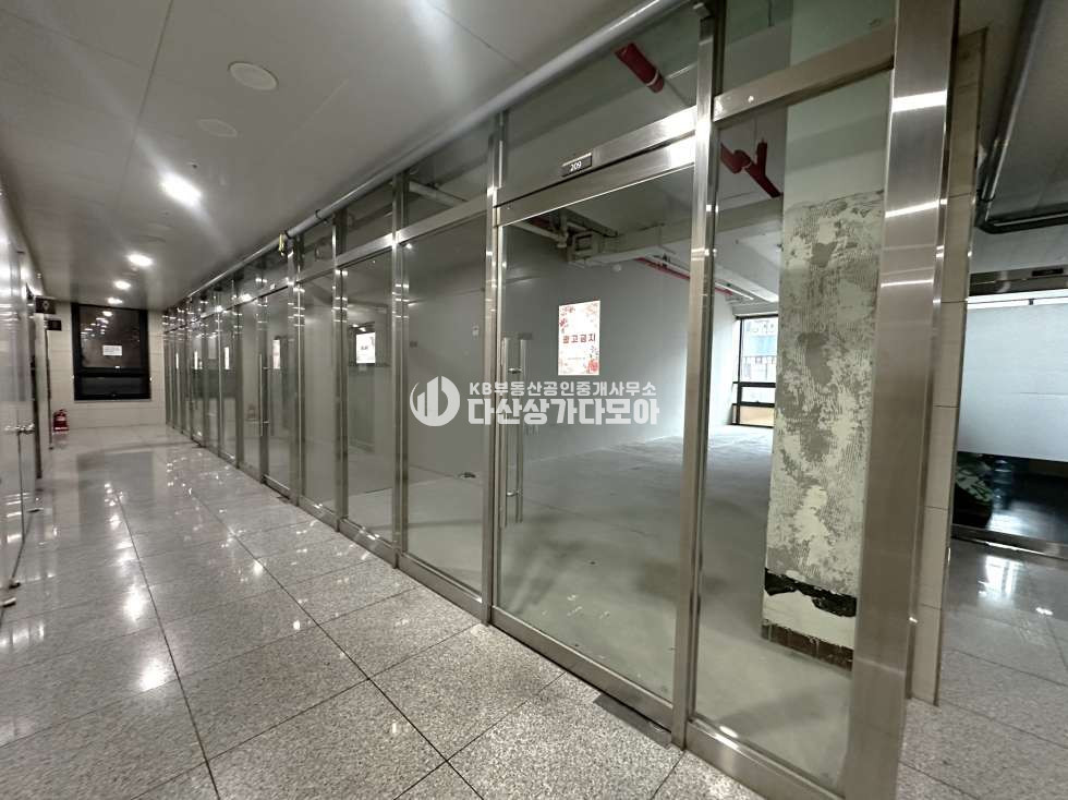 경기 남양주시 다산동 신해센트럴타워Ⅱ동 다산역 도보1분 2층 44평 상가 동물병원,만화카페,코인노래방추천 월세 매물번호 10283 사진 1
